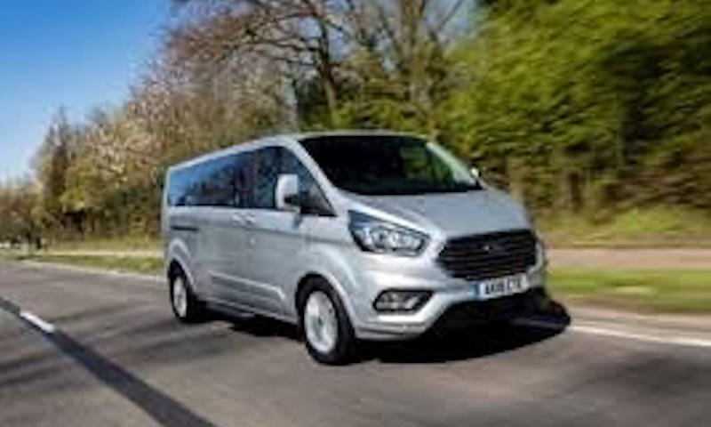 Silver Ford Tourneo Custom 9 Seater Minibus